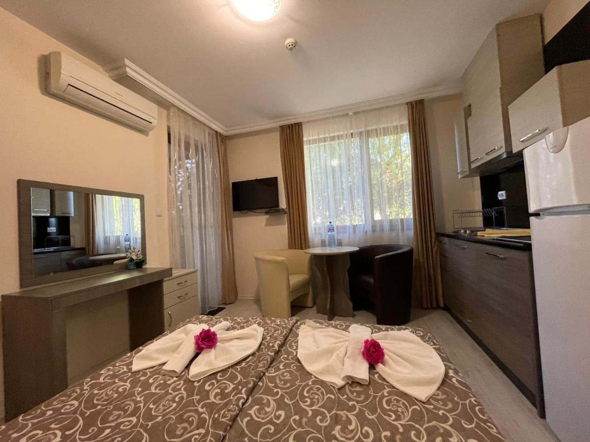 Brilliant Aparthotel Sozopol Bagian luar foto