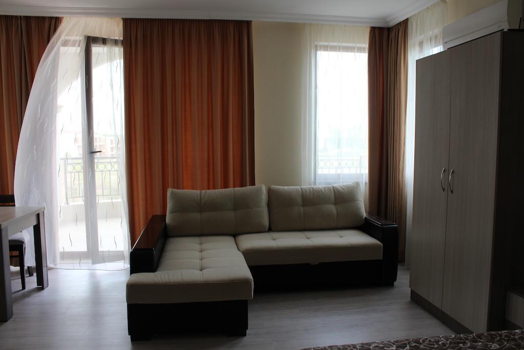 Brilliant Aparthotel Sozopol Ruang foto