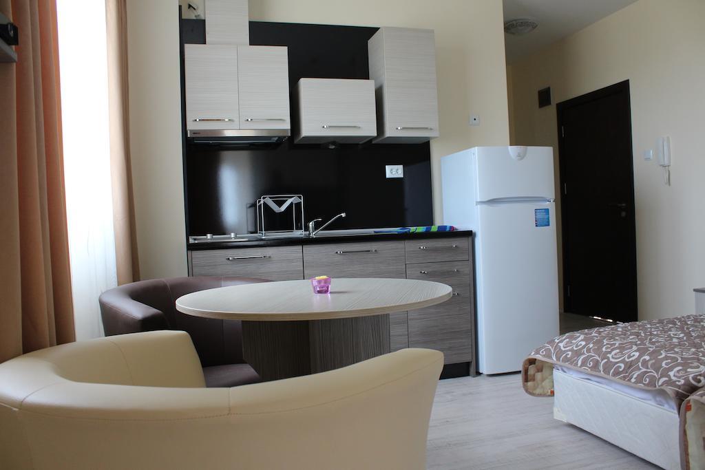 Brilliant Aparthotel Sozopol Bagian luar foto