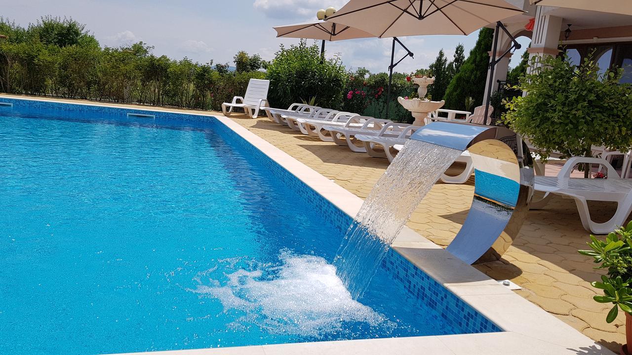 Brilliant Aparthotel Sozopol Bagian luar foto