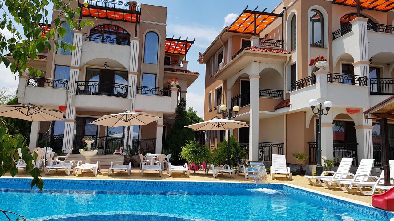 Brilliant Aparthotel Sozopol Bagian luar foto