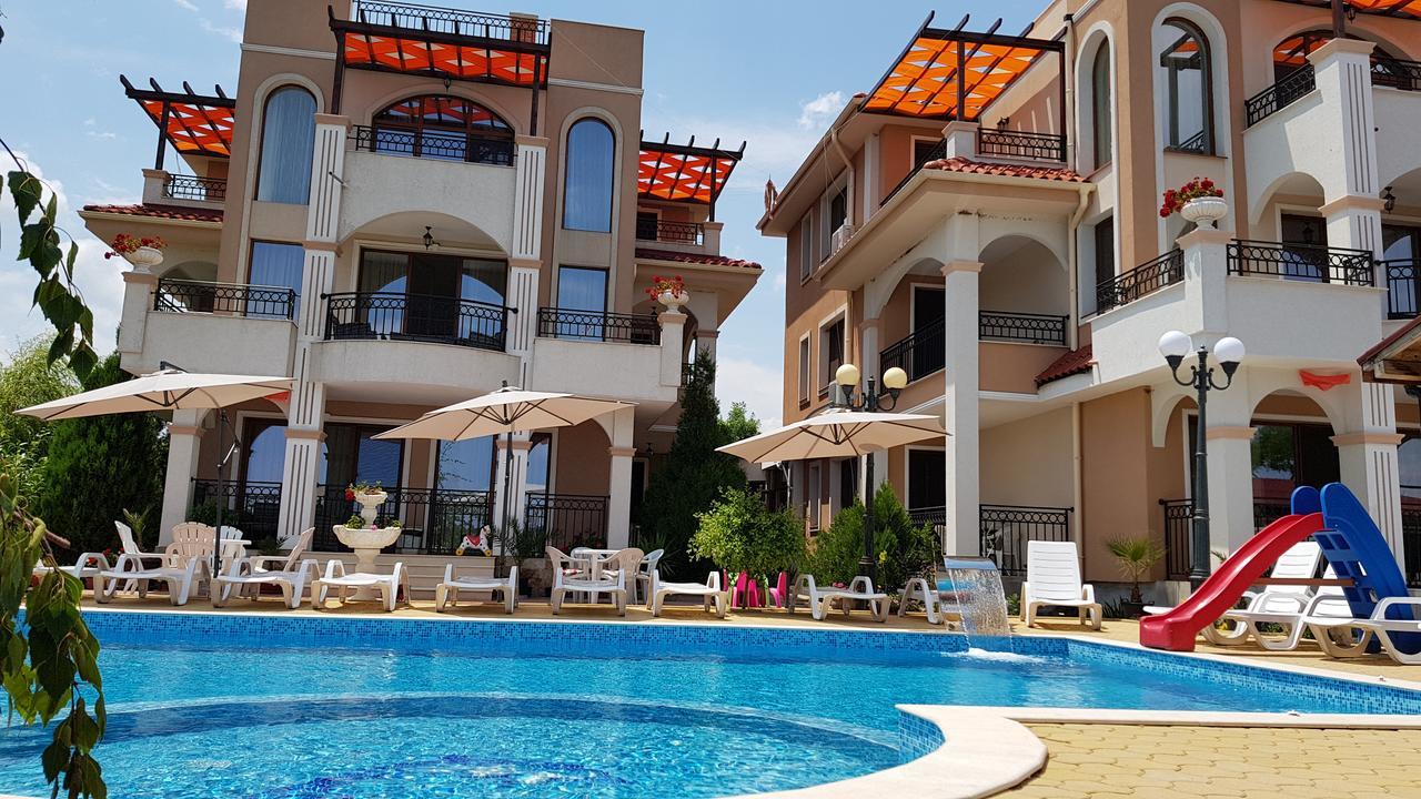 Brilliant Aparthotel Sozopol Bagian luar foto