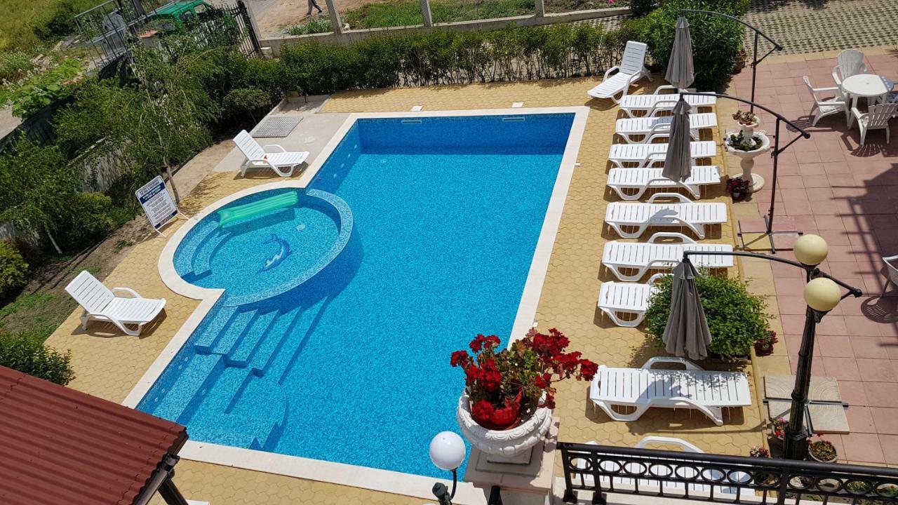 Brilliant Aparthotel Sozopol Bagian luar foto